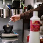Krem do szyi i dekoltu – gdzie kupować?